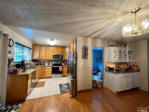 199 Candy Dr, Vallejo, CA 94589 photo 4