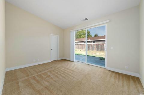 310 Moonlight Cir, Cloverdale, CA 95425 photo 15
