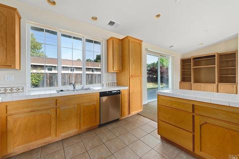 310 Moonlight Cir, Cloverdale, CA 95425 photo 22