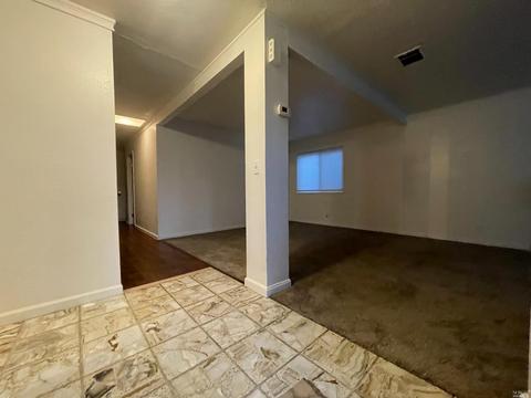 355 Arlington Cir, Fairfield, CA 94533 photo 10