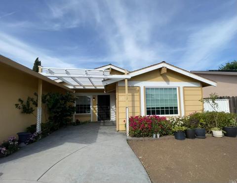 355 Arlington Cir, Fairfield, CA 94533 photo 2