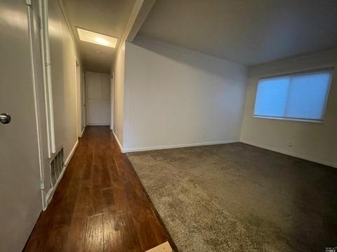 355 Arlington Cir, Fairfield, CA 94533 photo 11