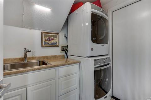 21 Peninsula Ct, Napa, CA 94559 photo 24