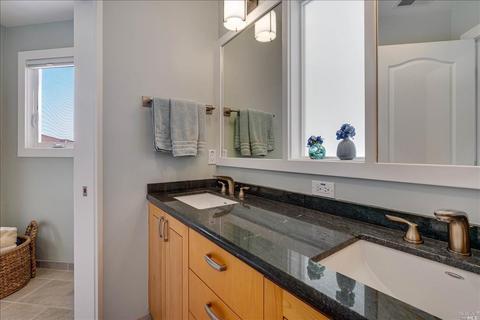 21 Peninsula Ct, Napa, CA 94559 photo 25