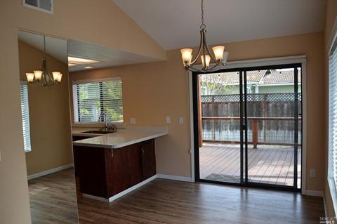 8592 Wren Dr, Cotati, CA 94931 photo 5