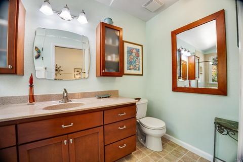 241 La Quinta Dr, Windsor, CA 95492 photo 19