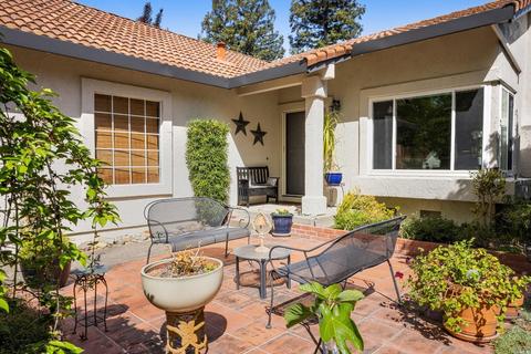 241 La Quinta Dr, Windsor, CA 95492 photo 2