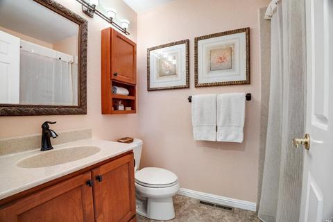 241 La Quinta Dr, Windsor, CA 95492 photo 21