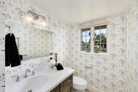 1819 E Foothill Dr, Santa Rosa, CA 95404 photo 18