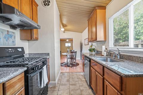 3623 Hazelwood St, Vallejo, CA 94591 photo 9