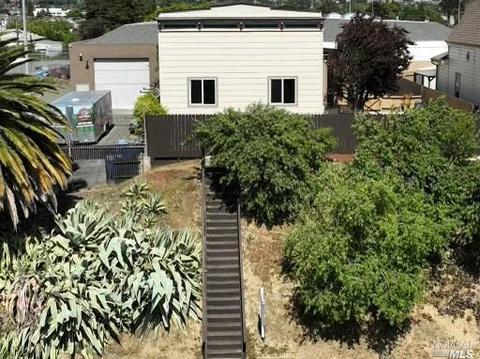 24 5th St, Vallejo, CA 94590 photo 2