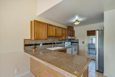 347 Freeway Dr, Napa, CA 94558 photo 9