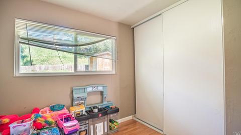 406 Swan Way, Vallejo, CA 94589 photo 15