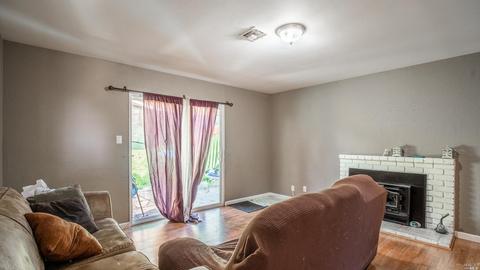 406 Swan Way, Vallejo, CA 94589 photo 4