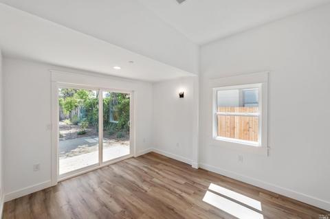 116 S E St, Santa Rosa, CA 95404 photo 18