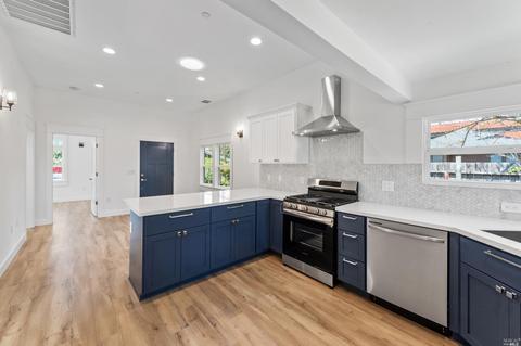 116 S E St, Santa Rosa, CA 95404 photo 12