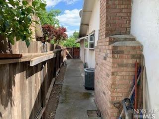293 Arrowhead Dr, Vacaville, CA 95687 photo 18