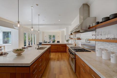 8 Sandy Ln, Mill Valley, CA 94941 photo 3