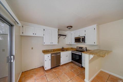 709 Marsh Dr, Napa, CA 94558 photo 6