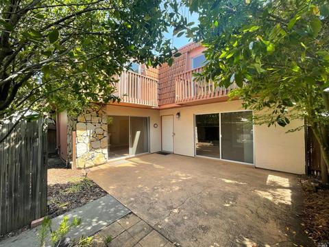 709 Marsh Dr, Napa, CA 94558 photo 1