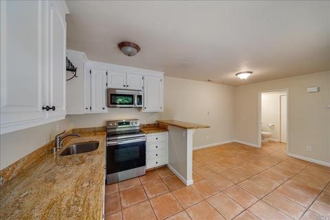 709 Marsh Dr, Napa, CA 94558 photo 9