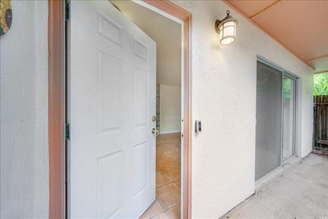 709 Marsh Dr, Napa, CA 94558 photo 4