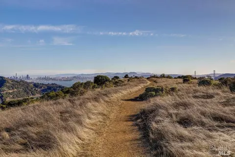 624 Ridge Rd, Tiburon, CA 94920 photo 8