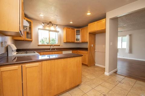 340 Grape St, Vacaville, CA 95688 photo 15