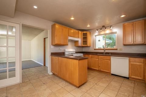 340 Grape St, Vacaville, CA 95688 photo 13