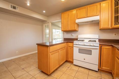 340 Grape St, Vacaville, CA 95688 photo 19