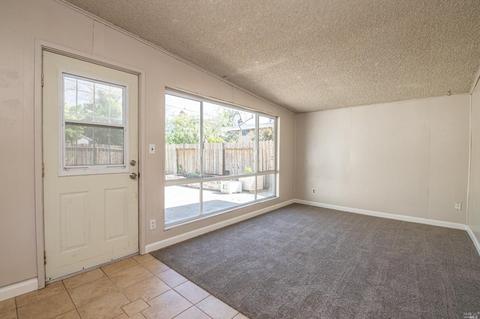 340 Grape St, Vacaville, CA 95688 photo 23
