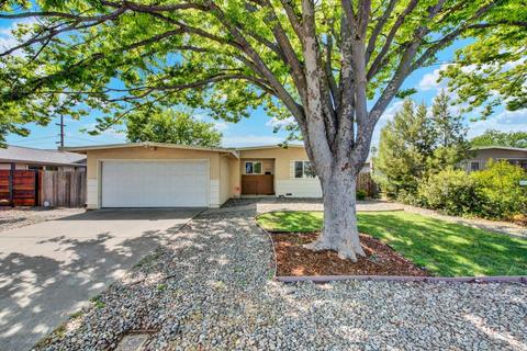 243 E Pacific Ave, Fairfield, CA 94533 photo 3