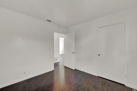 243 E Pacific Ave, Fairfield, CA 94533 photo 31