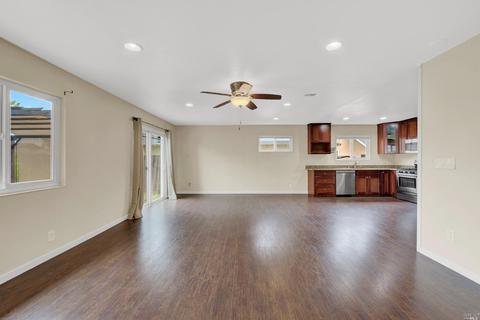 379 Trinity Dr, Vacaville, CA 95687 photo 25
