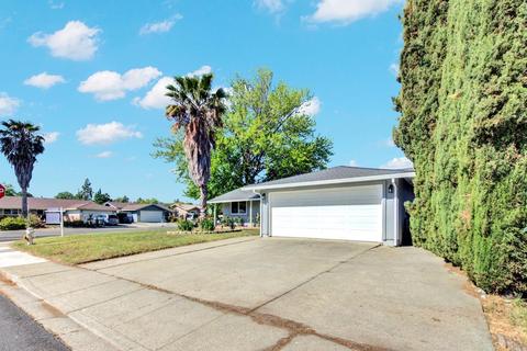 379 Trinity Dr, Vacaville, CA 95687 photo 3