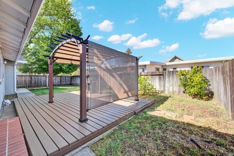 379 Trinity Dr, Vacaville, CA 95687 photo 41