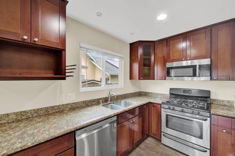 379 Trinity Dr, Vacaville, CA 95687 photo 16