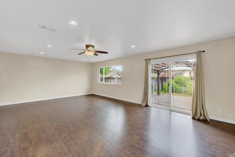 379 Trinity Dr, Vacaville, CA 95687 photo 19