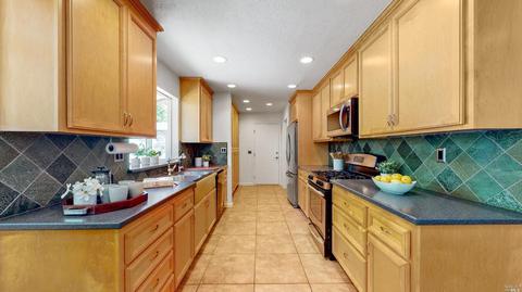 275 Jensen Ln, Windsor, CA 95492 photo 11