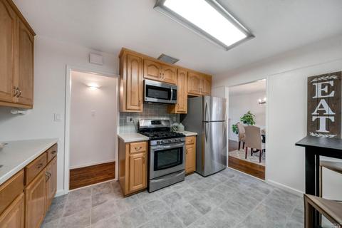 642 Rollingwood Dr, Vallejo, CA 94591 photo 11