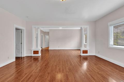 1008 Evans St, Napa, CA 94559 photo 4