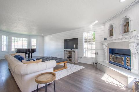 1015 Sunset Dr, Dixon, CA 95620 photo 8