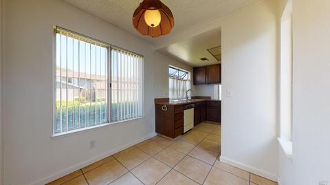 179 Sunstream Ct, Fairfield, CA 94533 photo 11