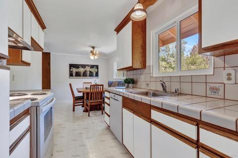 254 Christie Dr, Martinez, CA 94553 photo 9