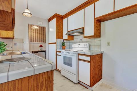254 Christie Dr, Martinez, CA 94553 photo 7
