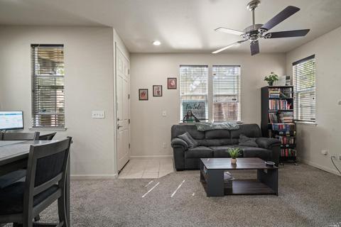 1614 Chamberlain Dr, Fairfield, CA 94533 photo 10