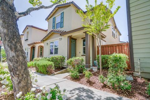 1614 Chamberlain Dr, Fairfield, CA 94533 photo 4