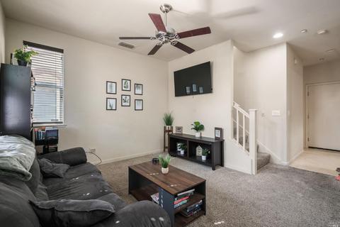 1614 Chamberlain Dr, Fairfield, CA 94533 photo 8