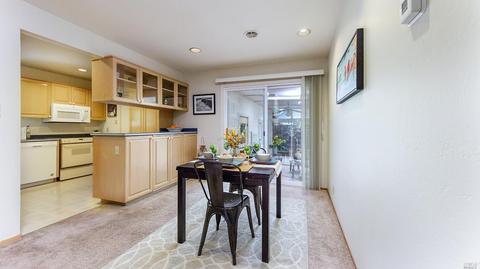 70 Clausing Ct, Novato, CA 94945 photo 6
