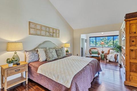 565 Rainbow Dr, Napa, CA 94558 photo 24